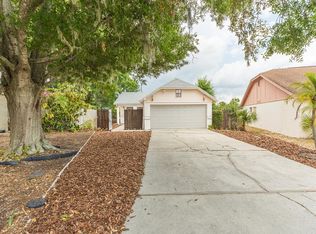 613 Lake Dexter Cir, Winter Haven, FL 33884