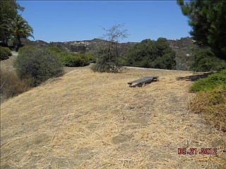 5th image of 25053 Mulholland Hwy