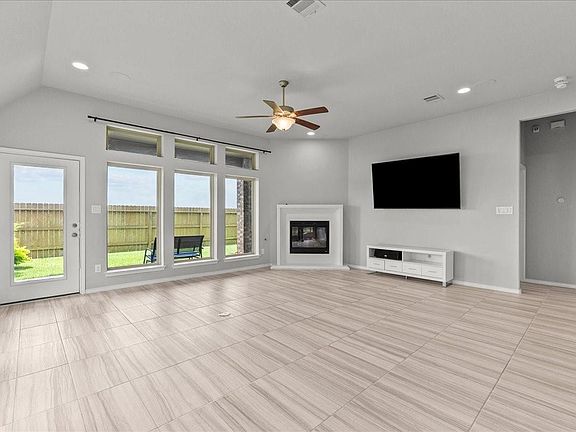 5th image of 2715 Bethel Springs Ln