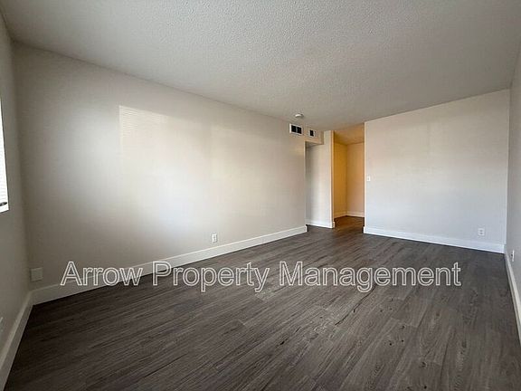 3rd image of 1315 F St #4