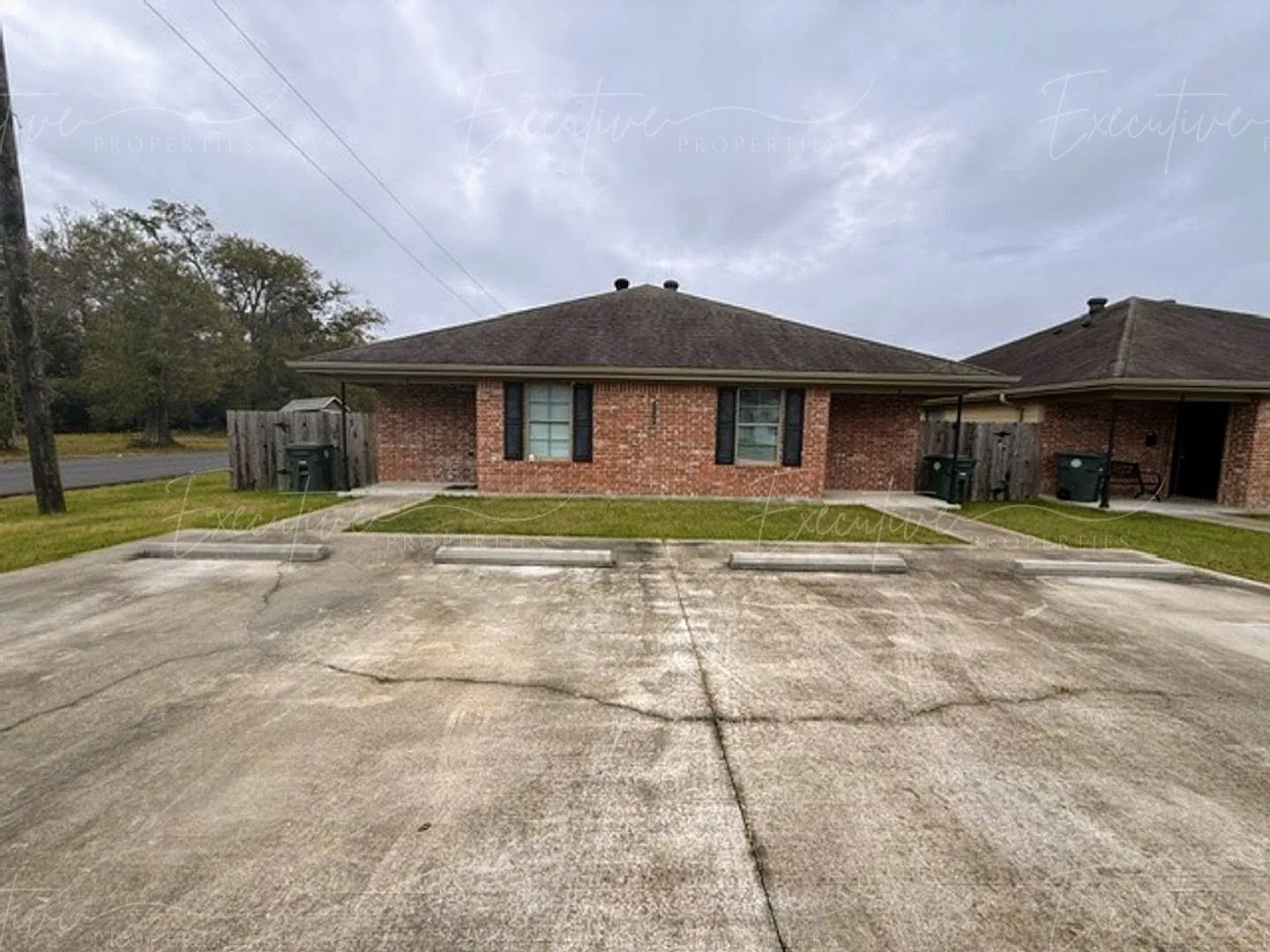 Short-Term Option! 2BR Duplex with 6-Month Lease Available — Photo 1