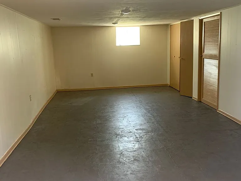 1312 Gordon Ave — Photo 4