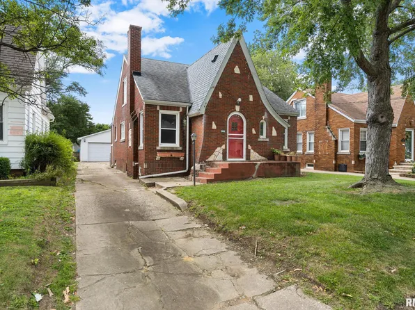 414 W Lawndale Ave, Peoria, IL 61604