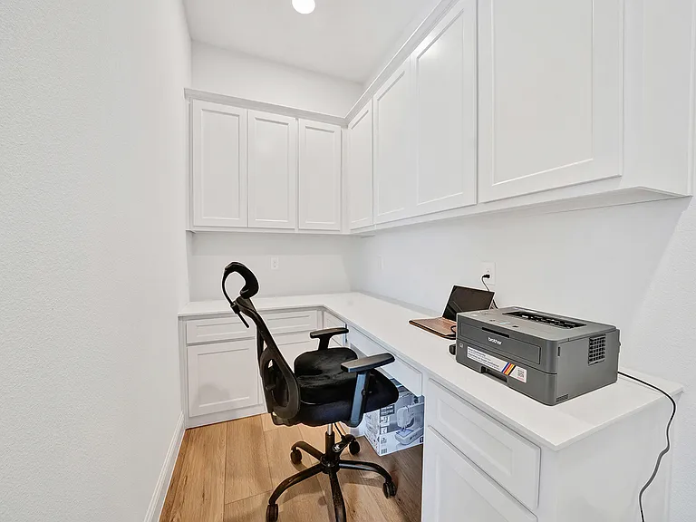 1008 Bolden Ave — Photo 7