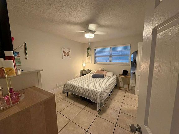 5th image of 1886 41st Ave #4