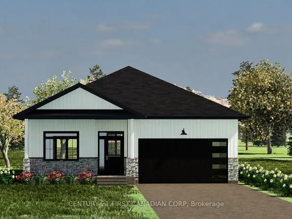 430 Head St N #2, Strathroy Caradoc, ON N7G 2K2