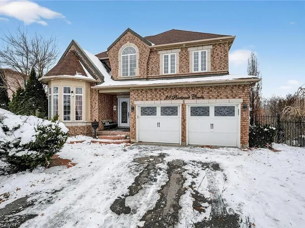 39 Pinebrook Cir, Caledon, ON L7C 1C4