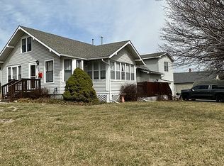 520 S 14th St, Sabetha, KS 66534