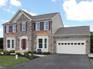 73 Livie Ln, Coatesville, PA 19320