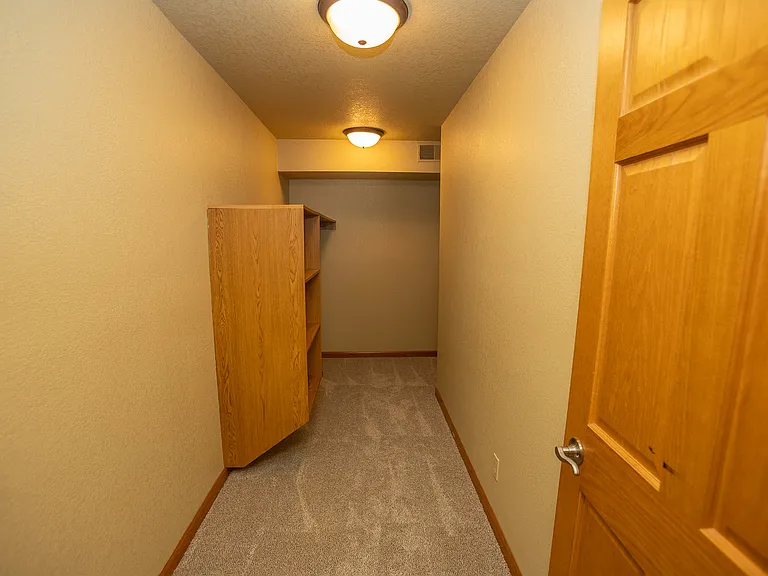 1015 Madison St #G — Photo 16