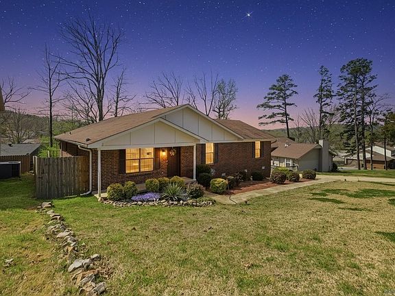 2nd image of 506 Parkway Place Dr