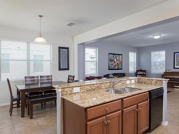 5th image of 8826 Turnstone Shore Ln