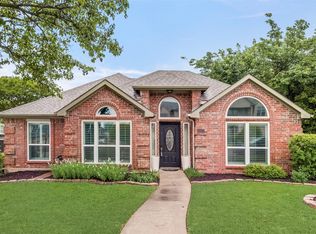 512 Mariner Dr, Rockwall, TX 75032
