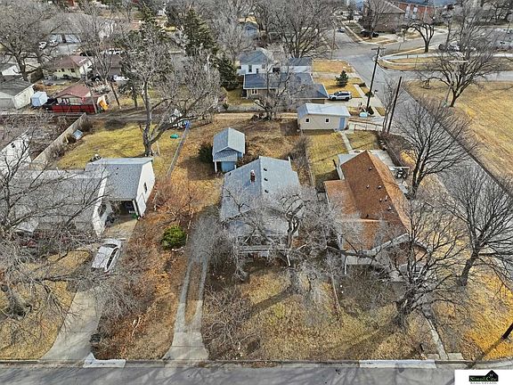 4th image of 3932 Saint Marys Ave