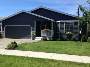 2707 NE Pikes Peak Rd, Bend, OR 97701