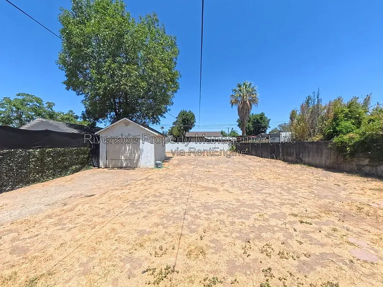 4379 Cover St — Photo 37