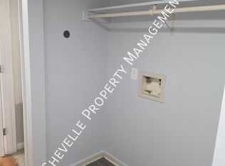 1208 Bush River Rd APT R9, Columbia, SC 29210