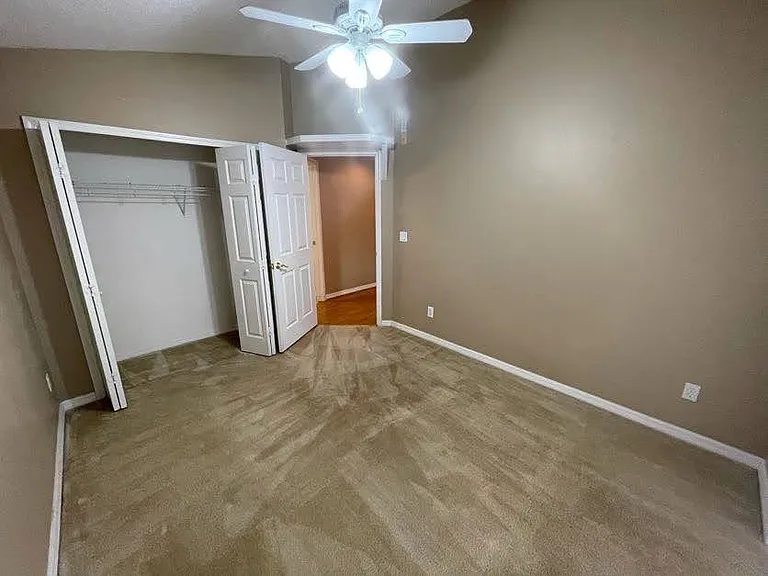 18111 Pheasant Walk Dr — Photo 24
