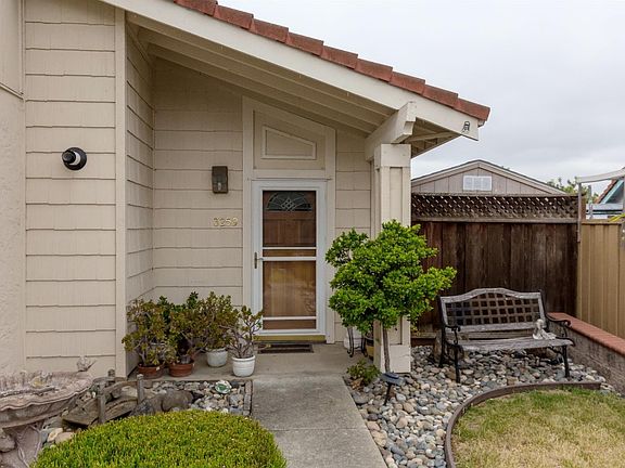 2nd image of 3259 Whiterose Dr