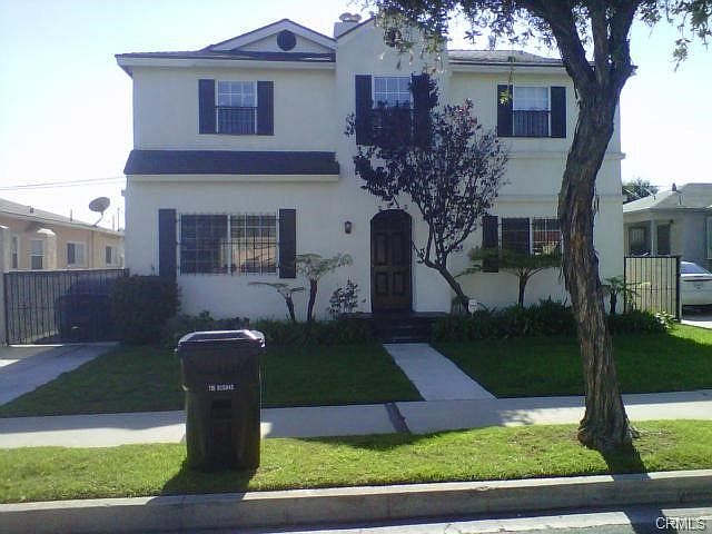 1st image of 2912 W 81st St