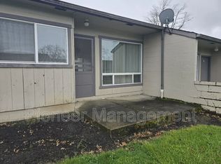 781 NE Alameda Ave, Roseburg, OR