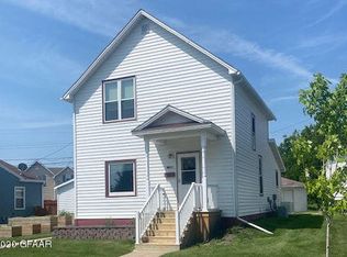 204 Washington Ave, Crookston, MN 56716