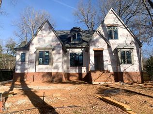 1105 Kingwood Dr, Raleigh, NC 27609