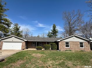 161 Peachtree Ln, Carbondale, IL 62902
