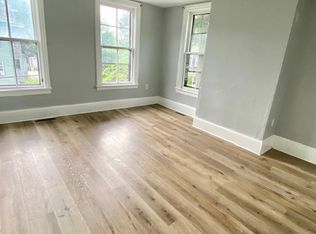 32 Spaulding St, Norwich, CT 06360