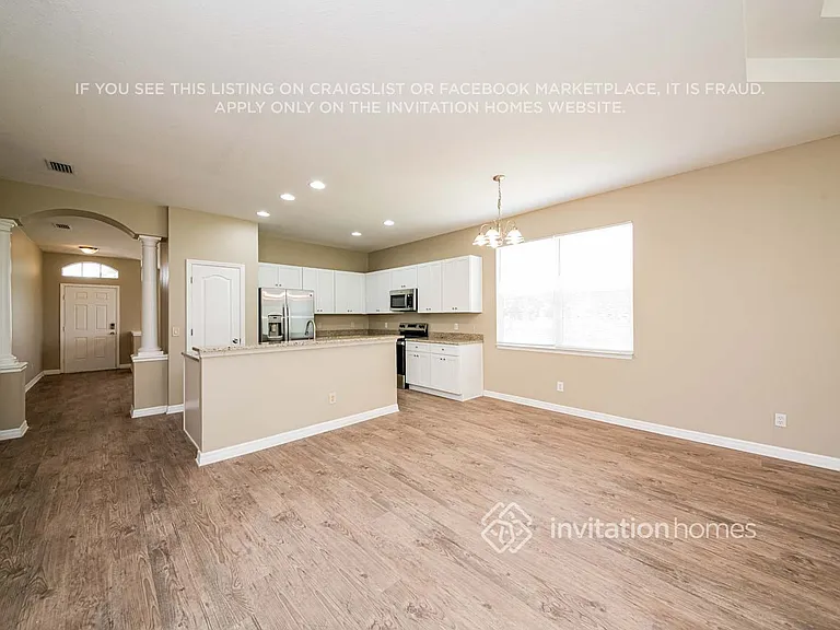 5015 Lakehurst Ct — Photo 5