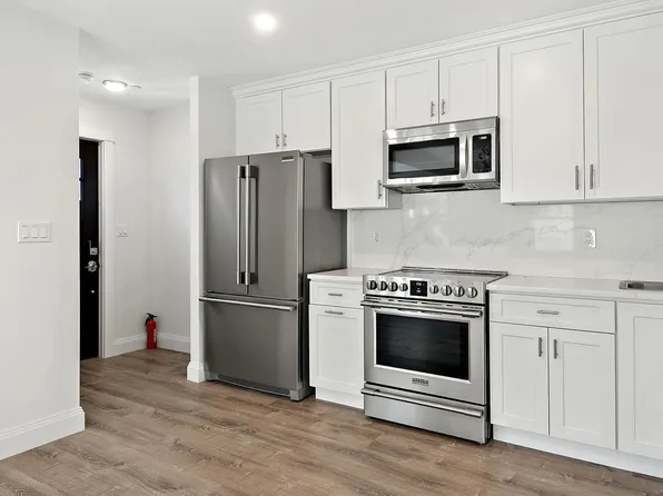 33 Devoe St #A, Dobbs Ferry, NY 10522