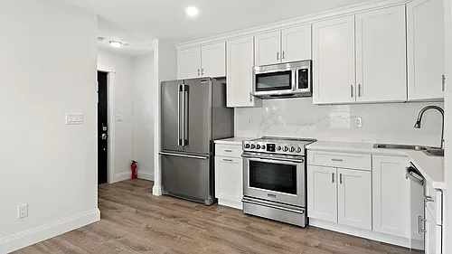 33 Devoe St #A Photo 1