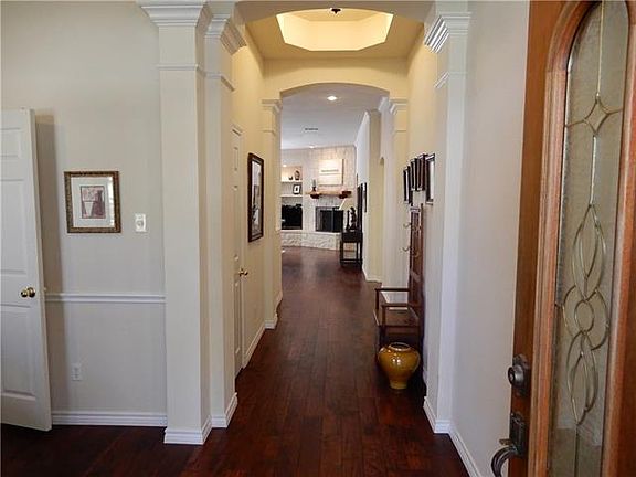 4th image of 6535 Clairmont Dr