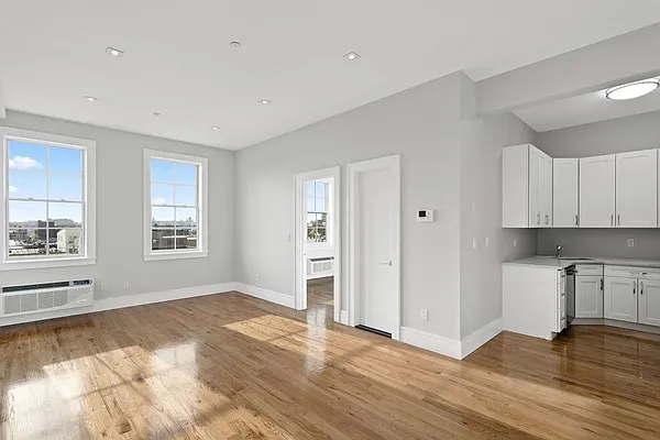 Rented by Compass | media 9