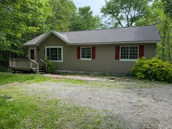 (undisclosed Address), Howard, OH 43028