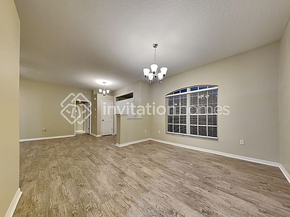 4th image of 493 Quail Hill Dr