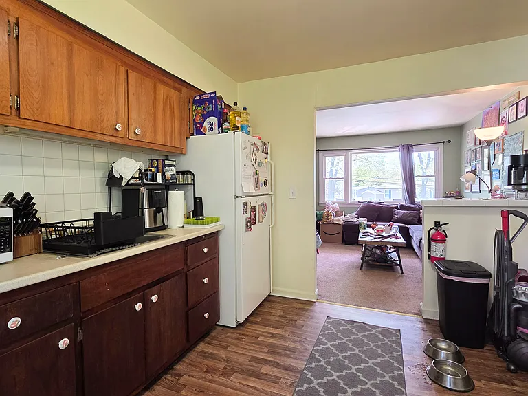 16 E Belmont Ave #8 — Photo 7