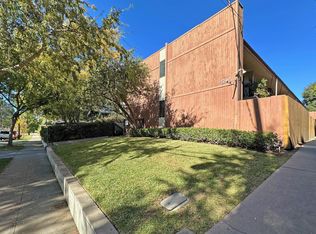 595 Buckeye St APT 10, Pasadena, CA 91104