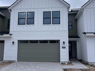 11480 Newtonian Blvd, Jacksonville, FL 32256