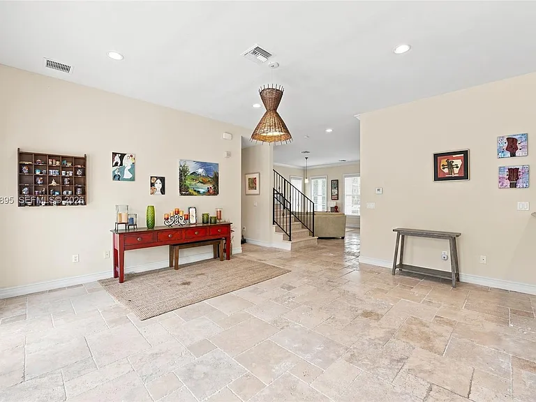 1419 SW 21st Ct — Photo 14
