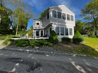 93 Military Hwy, Groton, CT 06340