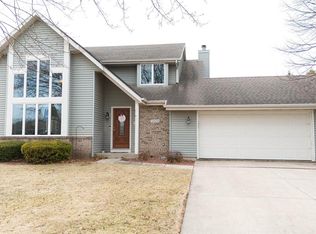1029 Burnwyck Drive, Janesville, WI 53546
