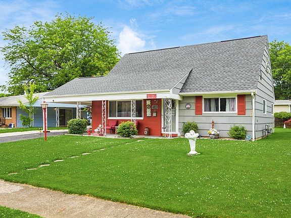 3rd image of 1381 Gertrude Dr