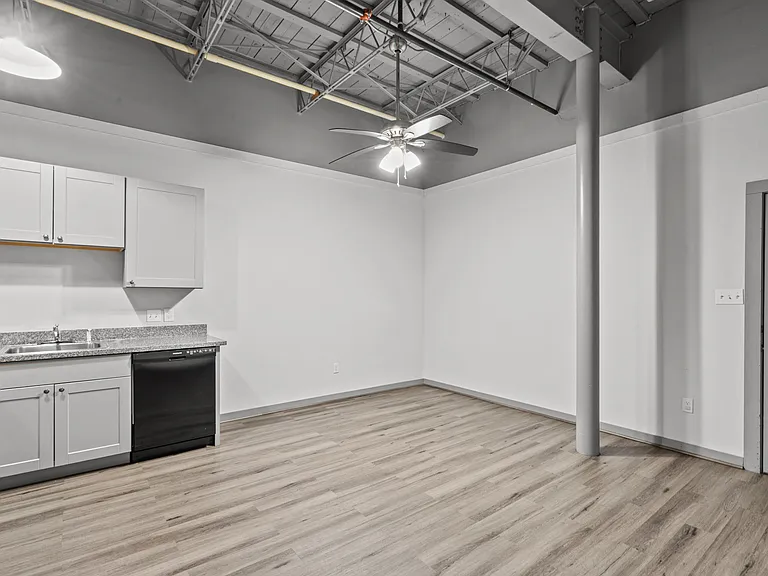 The Lofts — Photo 7