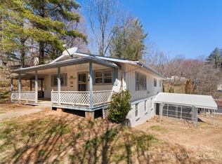 30 Ray St, Waynesville, NC 28786