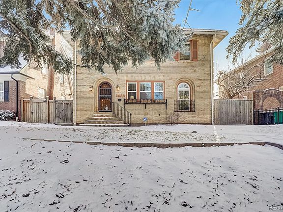 4th image of 2036 Glencoe Street