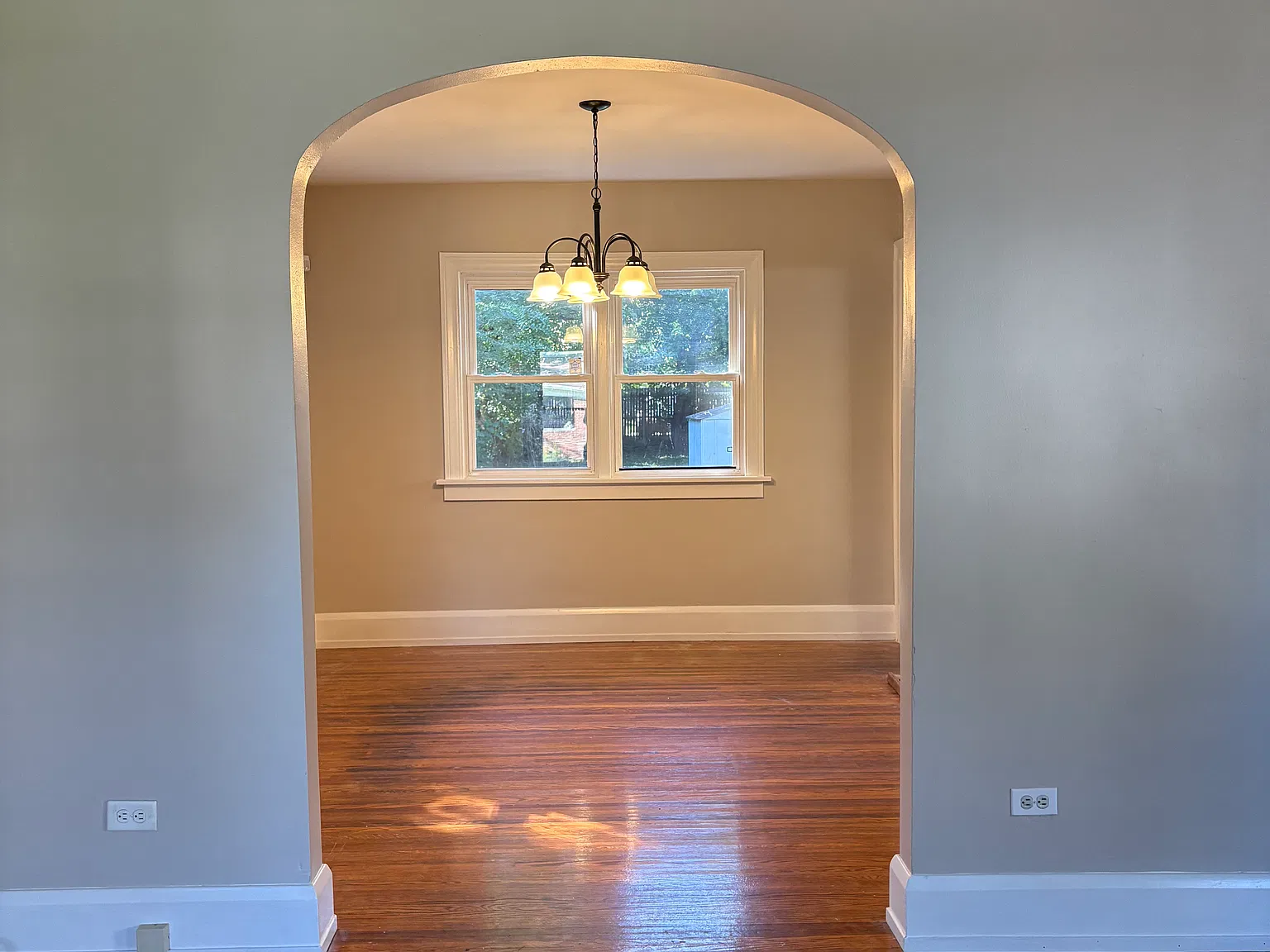 3 bed, 1243 sqft, $1,295 — Photo 4