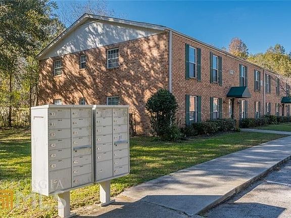 3rd image of 1204 Lakeview Dr NW #1206B