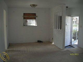 5th image of 24076 Karen Ave