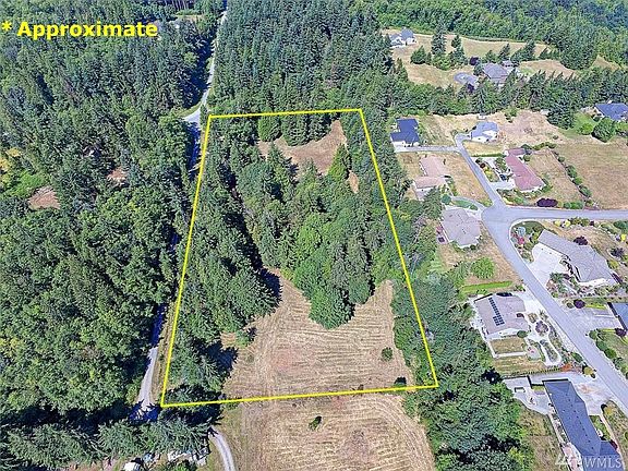 2nd image of 190 Amanda Ln